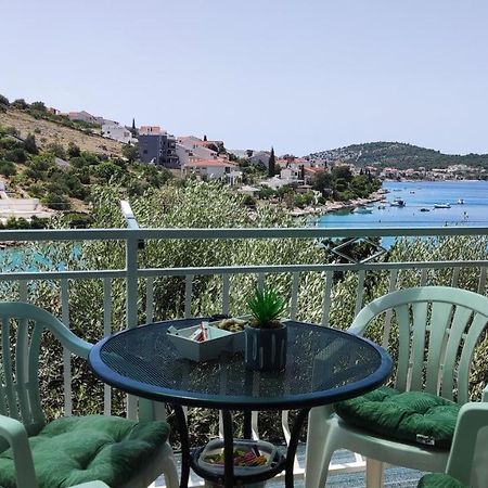 Rogoznica Seafront Apartment - Kalebova Luka Luaran gambar