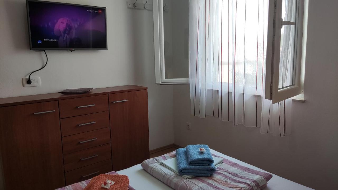 Rogoznica Seafront Apartment - Kalebova Luka Luaran gambar