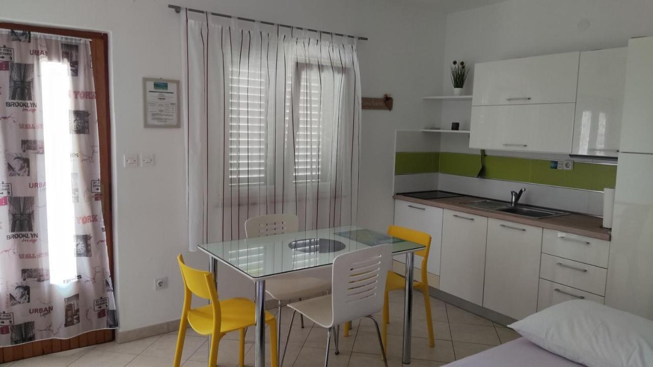 Rogoznica Seafront Apartment - Kalebova Luka Luaran gambar